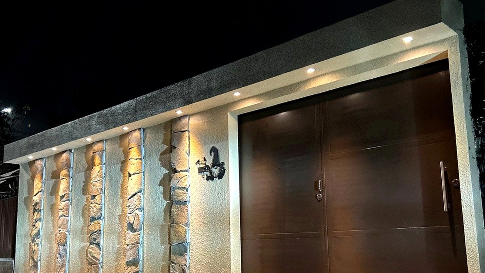 Modelo Grecia — frontis mediterráneo ZN Construcciones